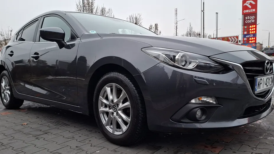 MAZDA 3 3 2.0 Exclusive +