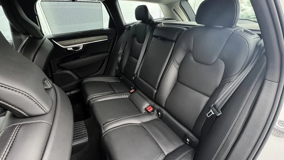 VOLVO V90 V90 T6 AWD Plug-In Hybrid Plus Dark aut