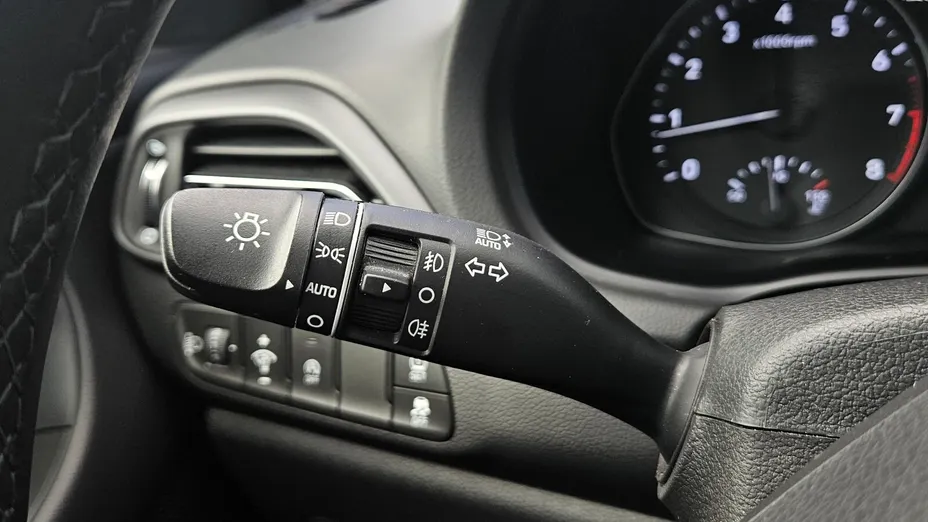 HYUNDAI i30 i30 1.5 T-GDI 48V Smart