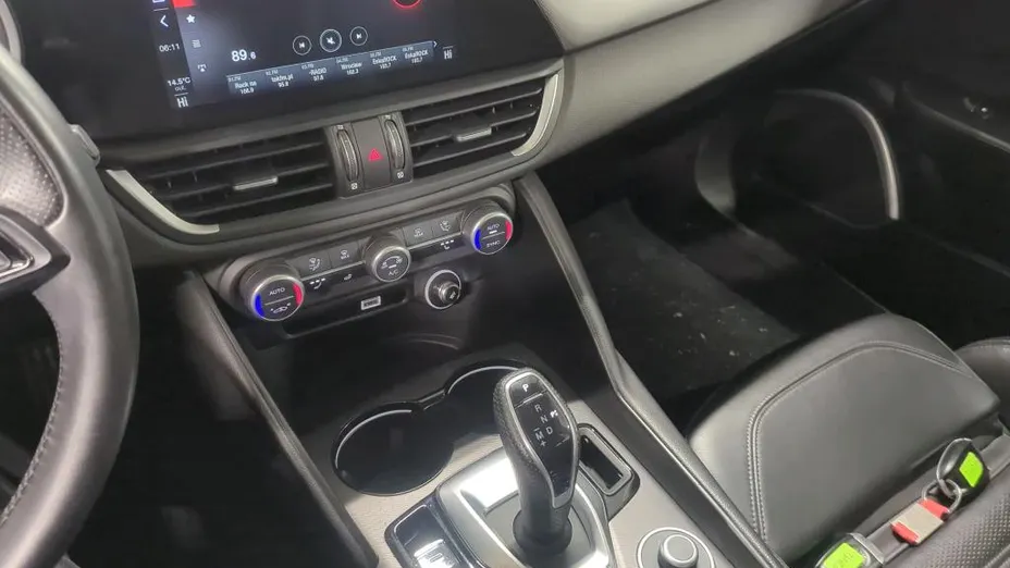 ALFA ROMEO Giulia Giulia 2.0 Turbo Veloce aut