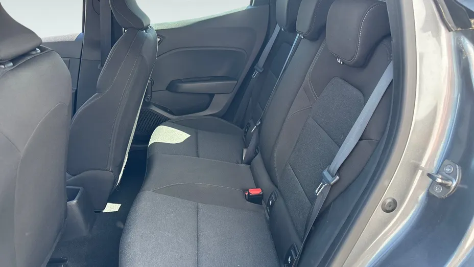 RENAULT Clio -