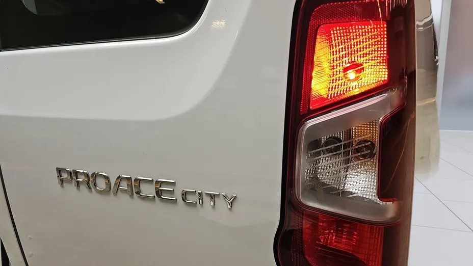 TOYOTA Proace City Proace City 1.5 D-4D Long 2,3t Active (bryg.)