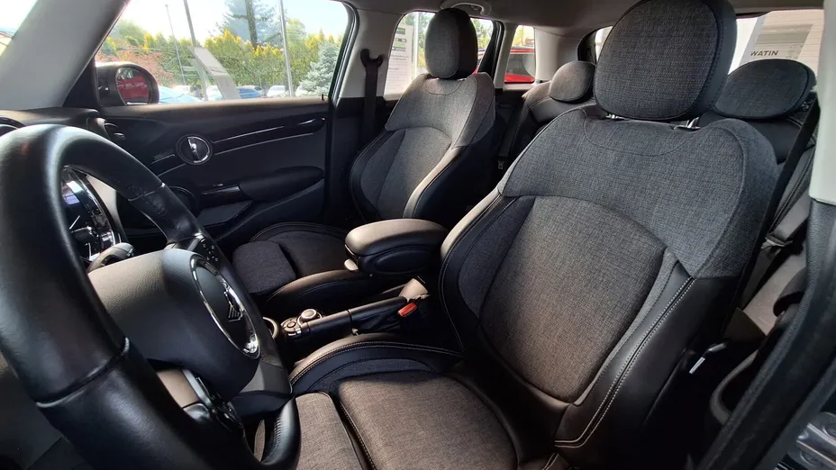 MINI [BMW] Mini Cooper aut