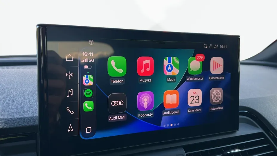 AUDI Q5 -