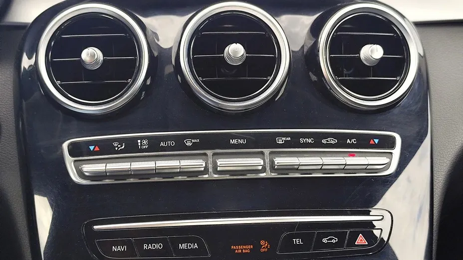 MERCEDES-BENZ C Klasa C 200 d 9G-TRONIC