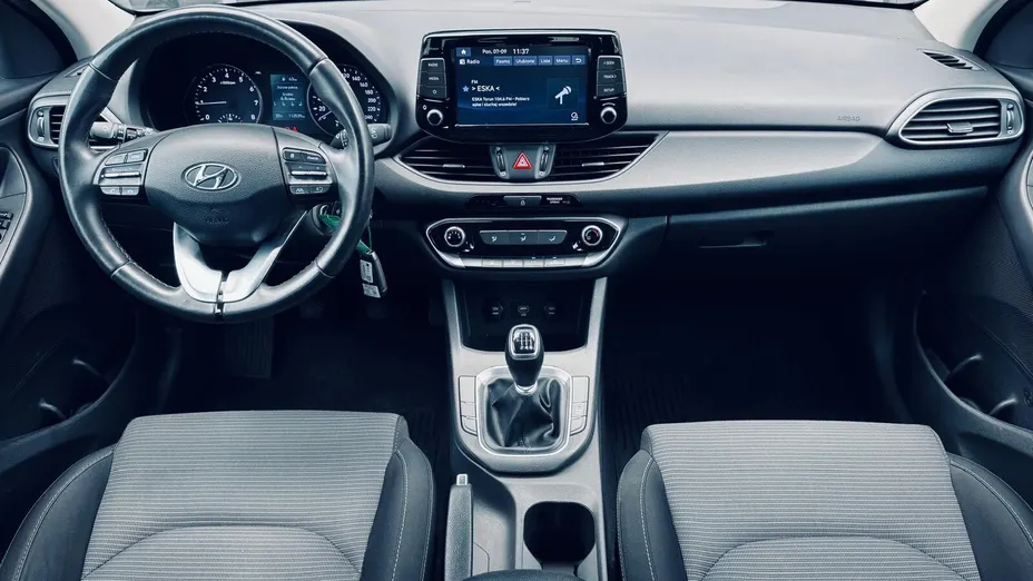 HYUNDAI i30 i30 1.0 T-GDI Modern