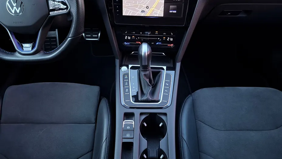 VOLKSWAGEN Arteon Arteon 2.0 TSI 4Motion R DSG