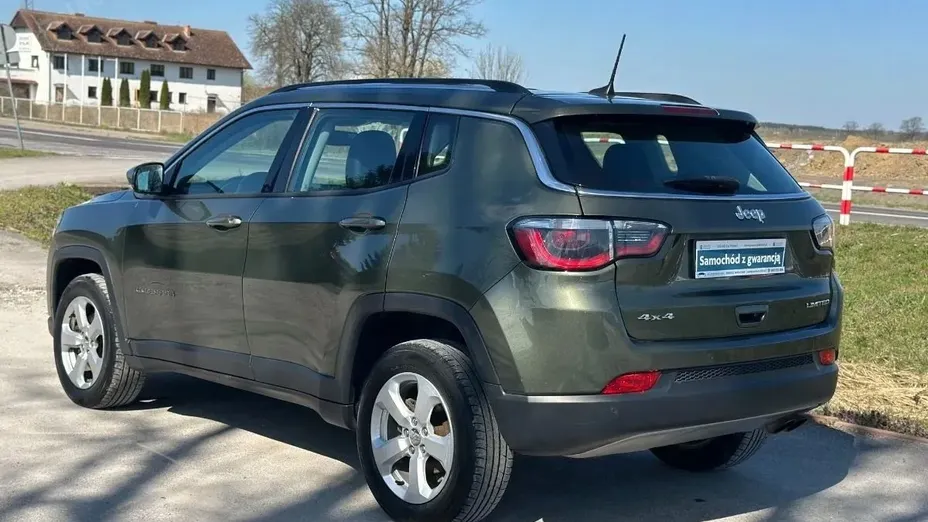 JEEP Compass -
