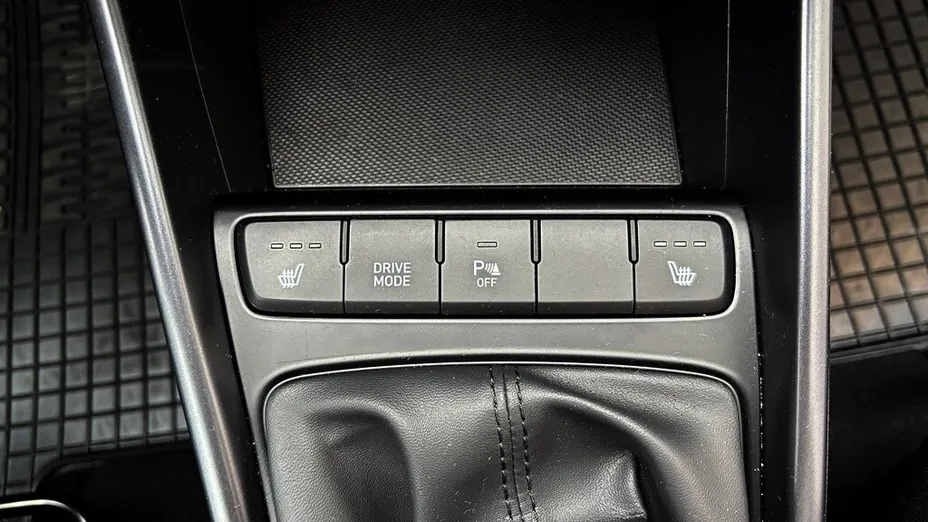 HYUNDAI i20 i20 1.0 T-GDi Modern