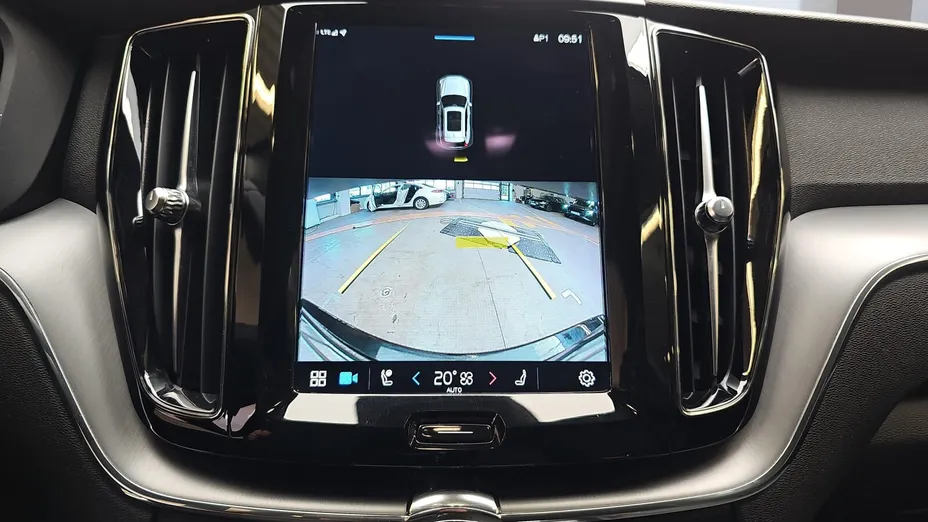 VOLVO XC60 XC60 B4 B Essential aut