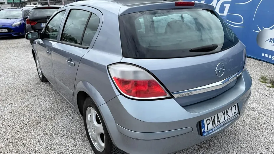 OPEL Astra -