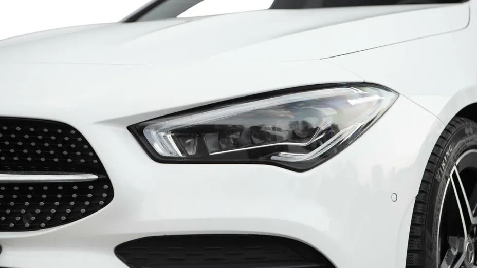 MERCEDES-BENZ CLA CLA 200 AMG Line 7G-DCT