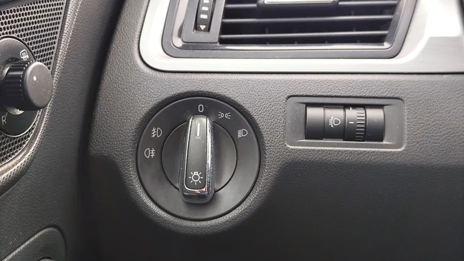 SKODA Rapid Rapid 1.2 Ambition