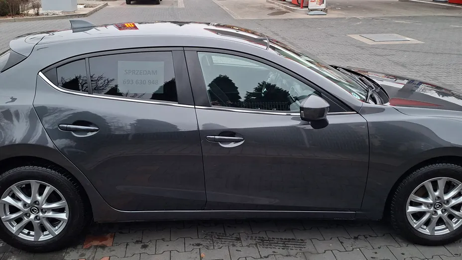 MAZDA 3 3 2.0 Exclusive +