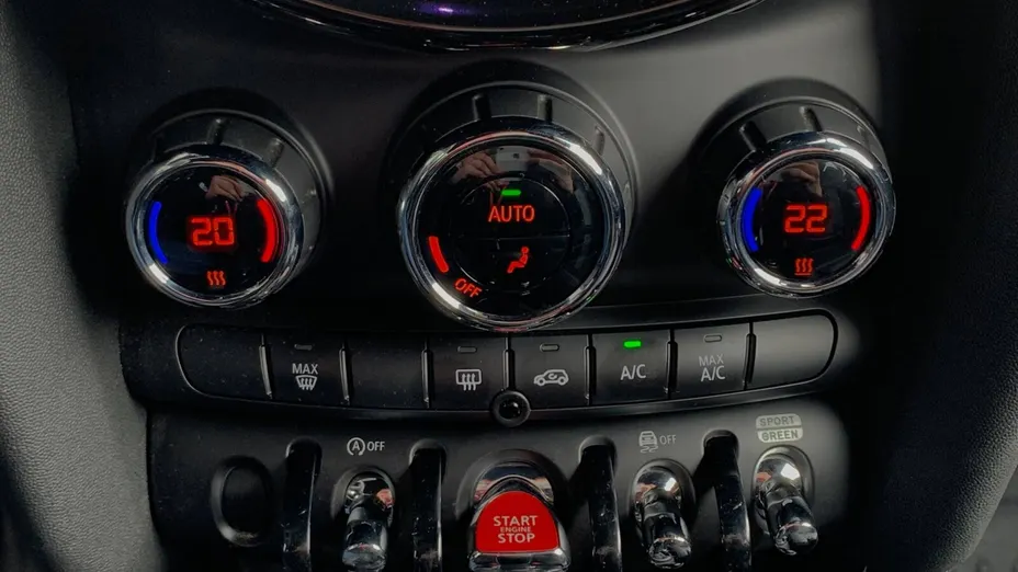 MINI [BMW] Mini Cooper aut