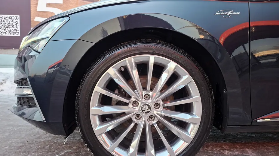 SKODA Superb Superb 2.0 TDI SCR L&K DSG