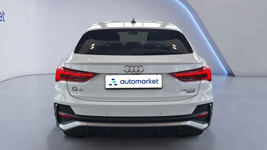AUDI Q3 Q3 40 TDI Quattro S Line S tronic