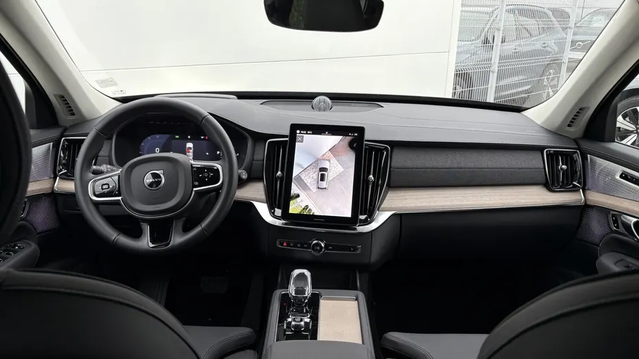 VOLVO XC90 XC90 T8 AWD Plug-In Hybrid Ultra Bright 7os aut