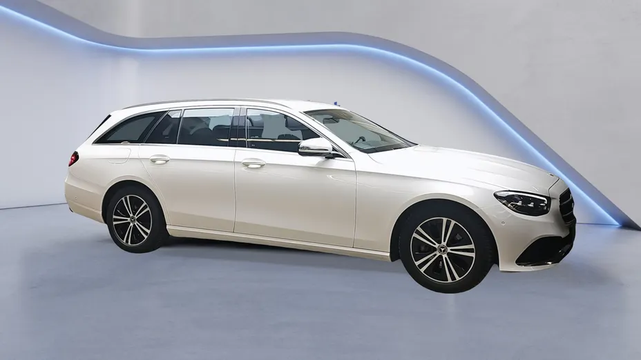 MERCEDES-BENZ E Klasa E 220 d 4-Matic