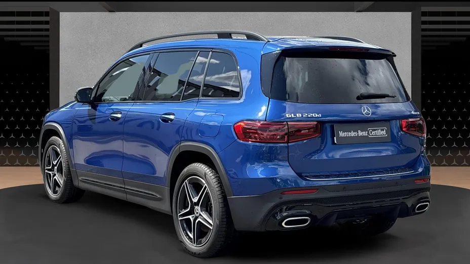 MERCEDES-BENZ GLB GLB 220 d 4-Matic AMG Line 8G-DCT