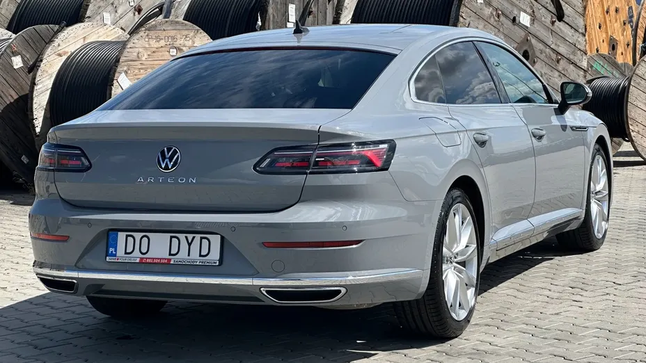 VOLKSWAGEN Arteon -