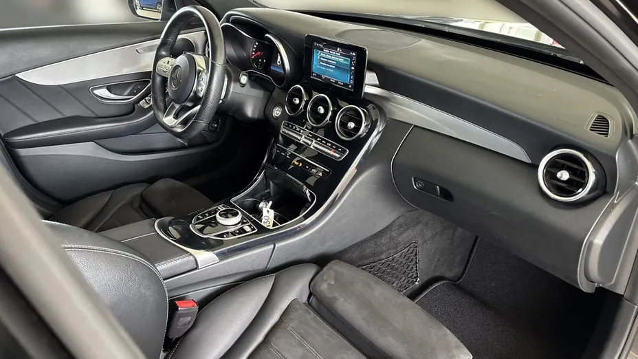 MERCEDES-BENZ C Klasa C 180 9G-TRONIC