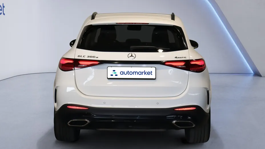 MERCEDES-BENZ GLC GLC 300 e 4-Matic AMG Line