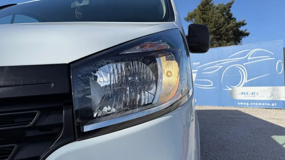 RENAULT Trafic -
