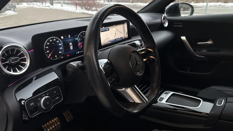 MERCEDES-BENZ A Klasa A 200 AMG Line 7G-DCT