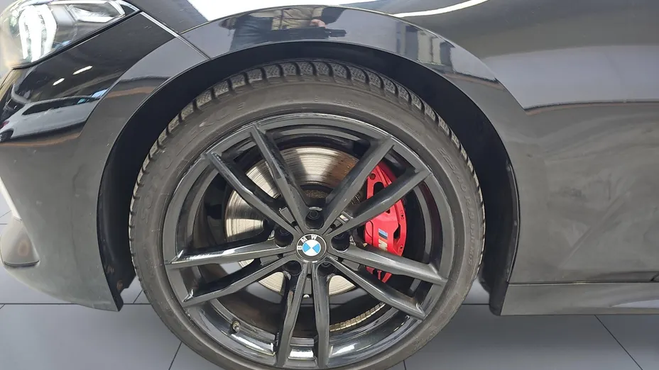 BMW Seria 3 330i aut