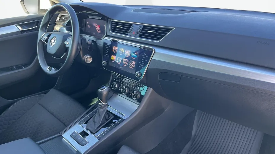 SKODA Superb Superb 1.5 TSI Ambition DSG
