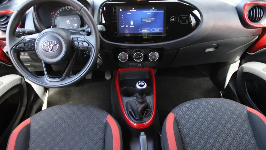 TOYOTA Aygo X Aygo X 1.0 VVT-i Style