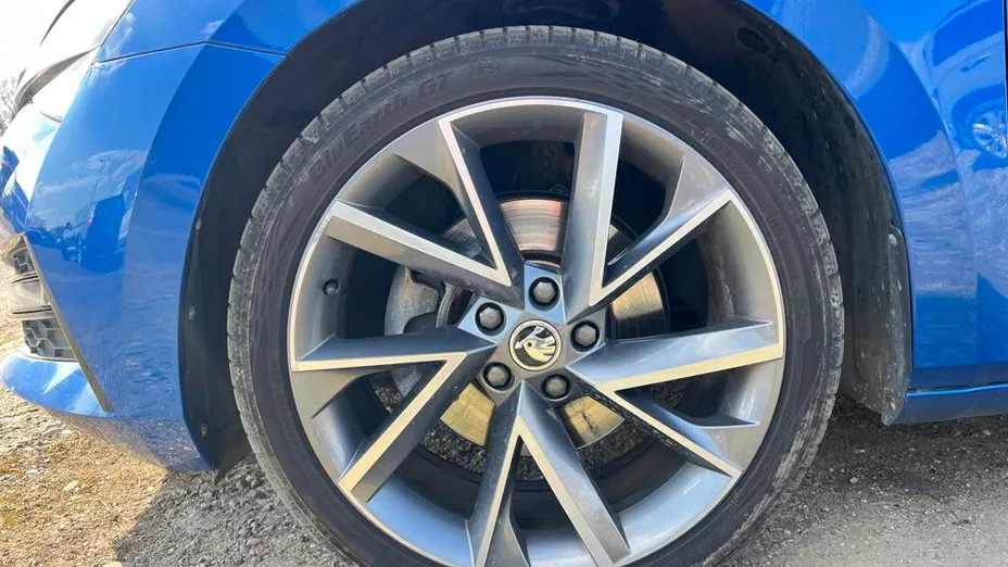 SKODA Superb Superb 2.0 TDI 4x4 Sportline DSG