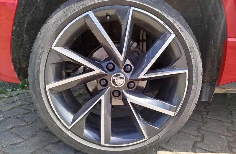 SKODA Karoq Karoq 1.5 TSI ACT 4x2 Sportline DSG