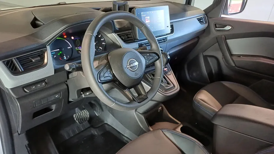 NISSAN Townstar Townstar EV Van 44kWh L1 N-Connecta