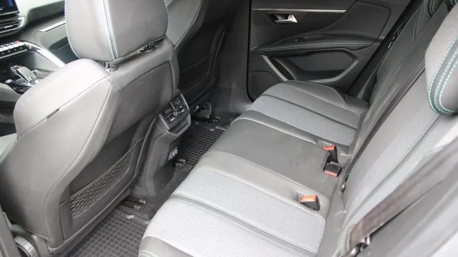 PEUGEOT 3008 3008 1.2 PureTech GPF Allure S&S EAT8