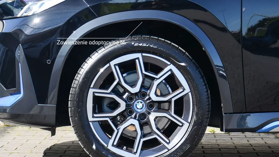 BMW iX1 iX1 xDrive30 66.5kWh xLine