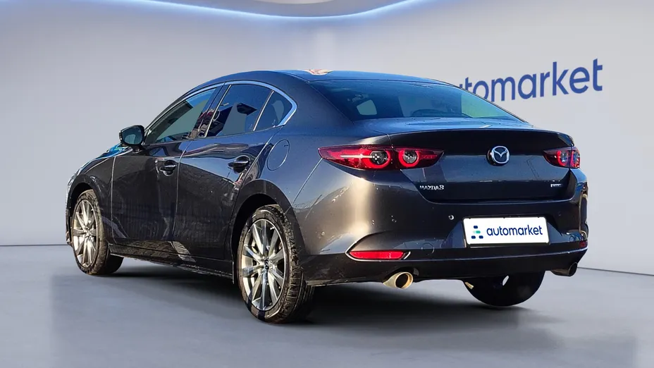 MAZDA 3 3 2.0 mHEV Hikari aut