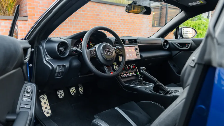 TOYOTA GR86 GR86 2.4 Executive