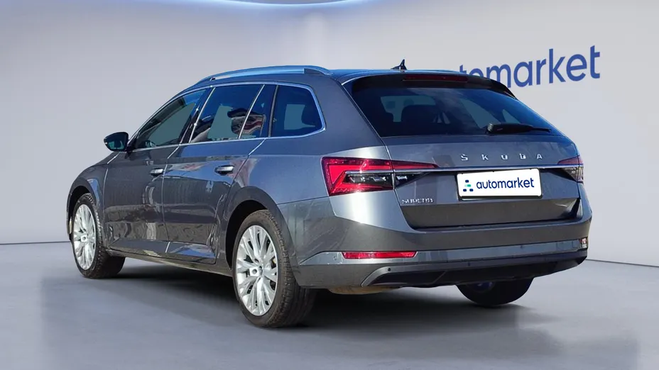 SKODA Superb Superb 2.0 TDI SCR Style DSG