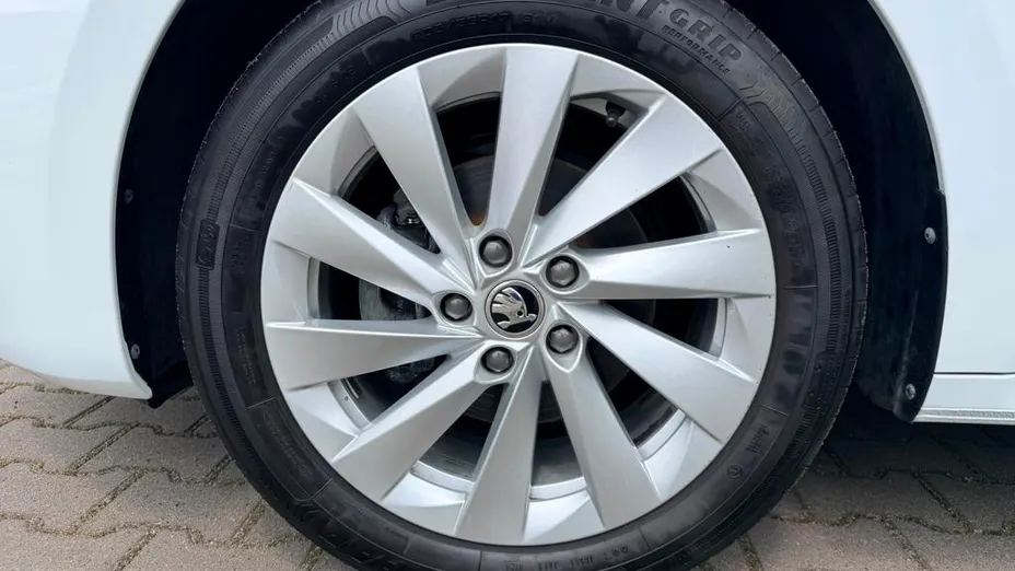 SKODA Octavia Octavia 1.5 TSI Selection