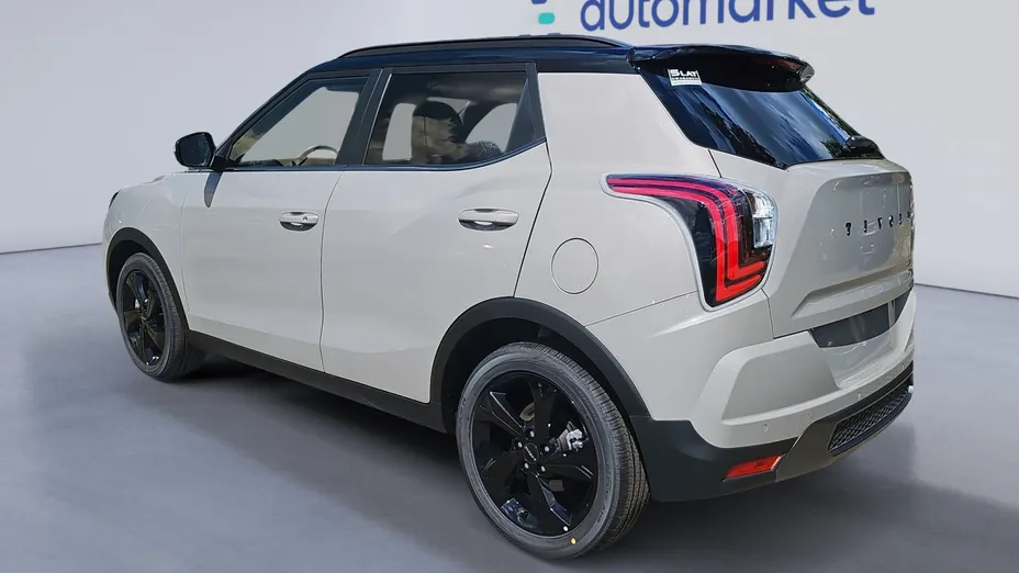 KGM / SSANGYONG Tivoli Tivoli 1.5 T-GDI Adventure aut Nowy