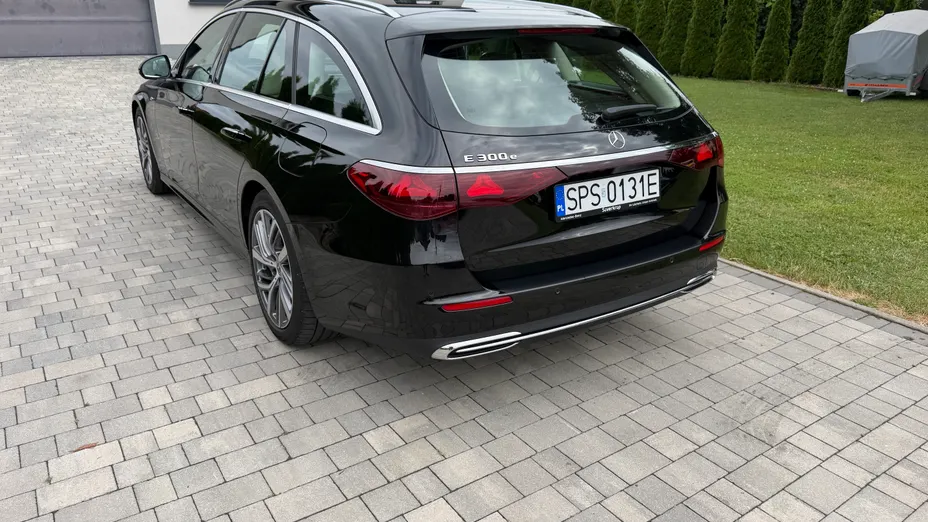 MERCEDES-BENZ E Klasa E 300 e Avantgarde
