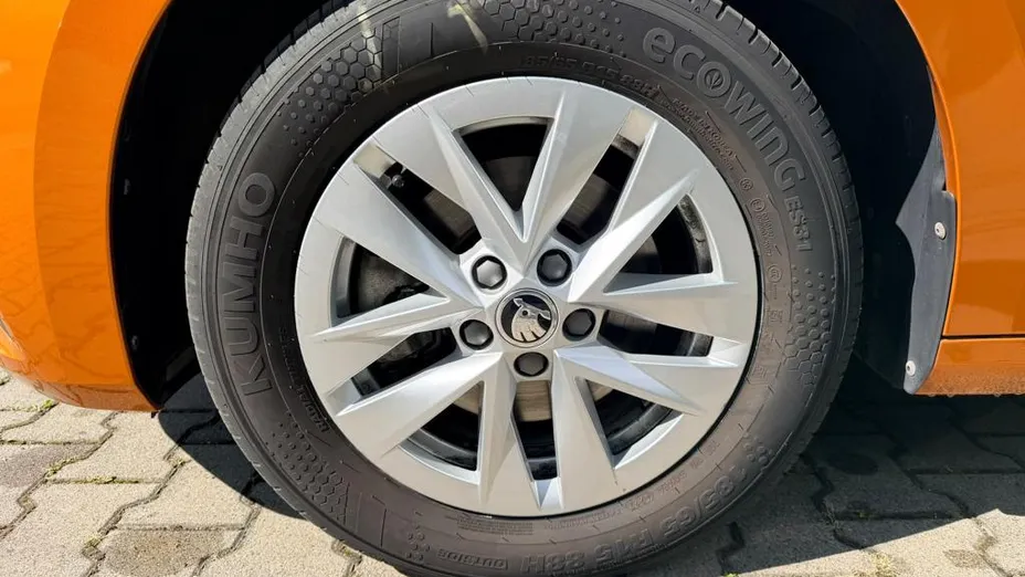 SKODA Fabia Fabia 1.0 TSI Ambition