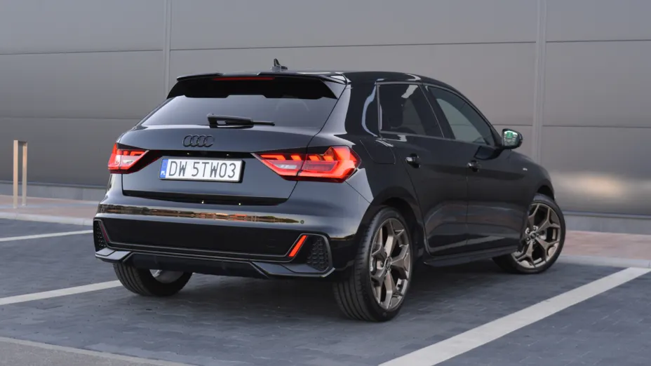 AUDI A1 A1 35 TFSI S-Line S tronic