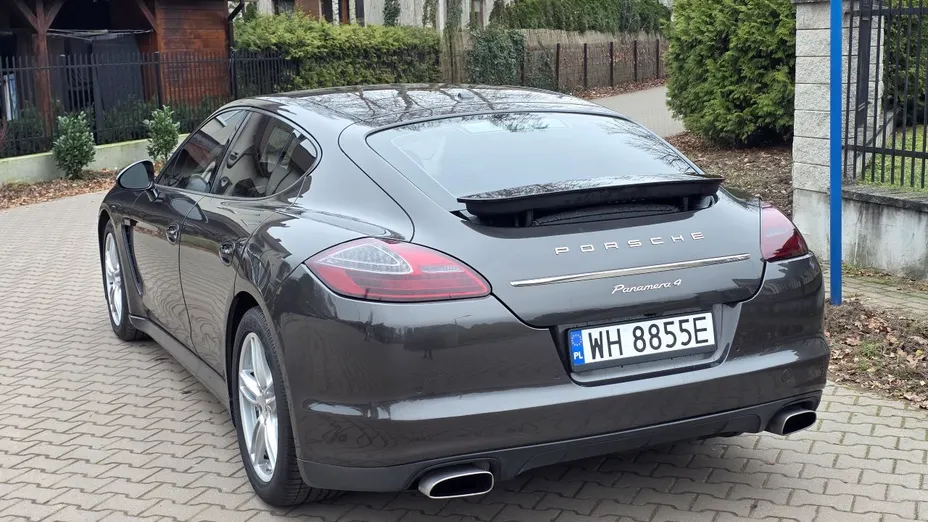 PORSCHE Panamera Panamera 4