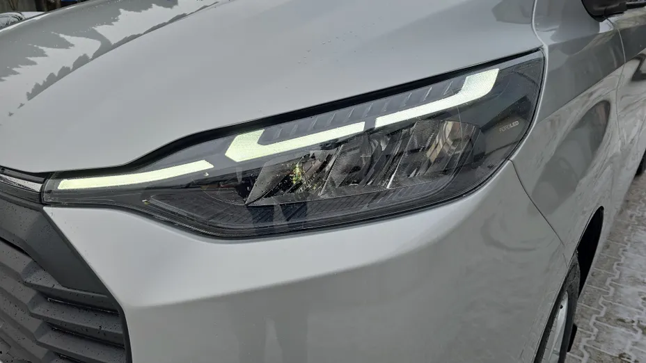 FORD Transit Custom Transit Custom 2.5 PHEV 320 L2H1 Limited (bryg.) CVT