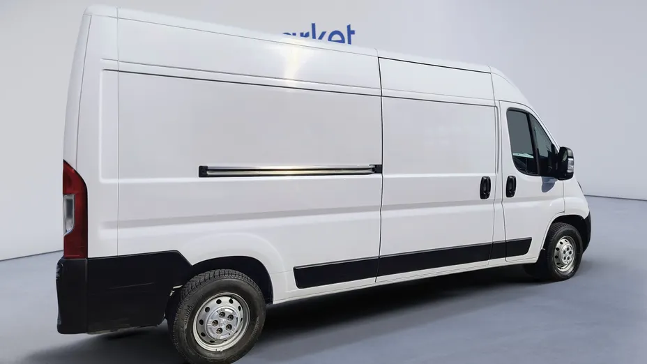 PEUGEOT Boxer Boxer 335 BlueHDi L3 Premium