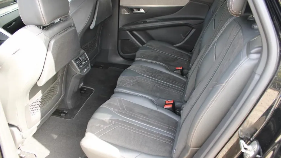 PEUGEOT 5008 5008 1.6 PureTech GT Line S&S EAT8