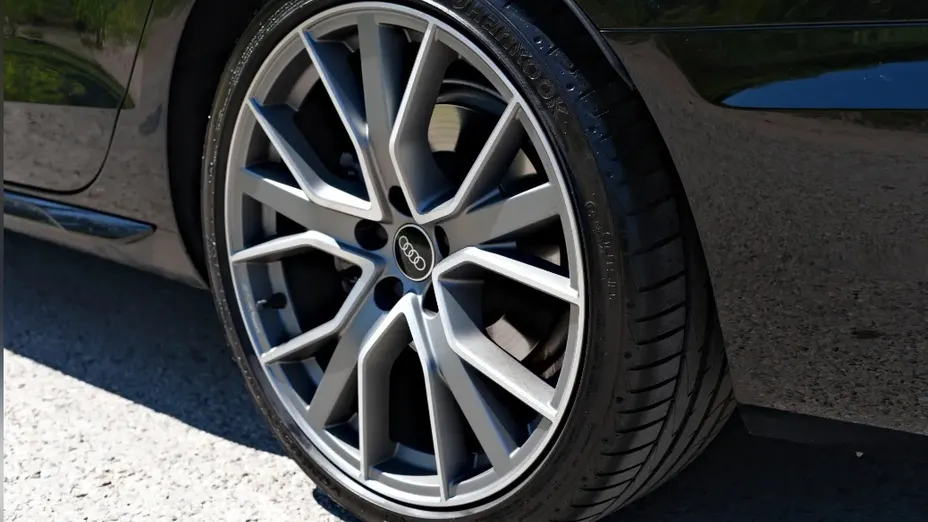 AUDI A4 A4 2.0 TFSI S tronic